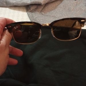 Ray ban